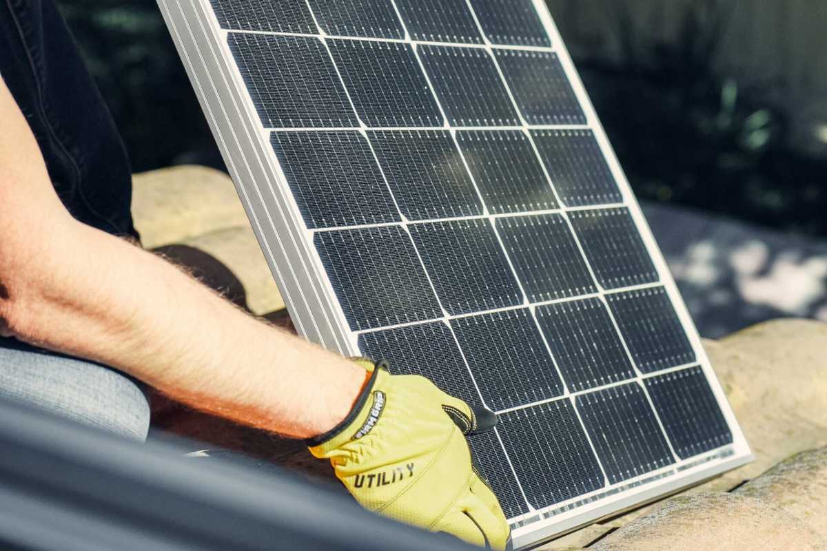 How to Determine the Number of Solar Panels You Need for Your House